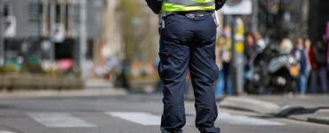 fonctionnaire police